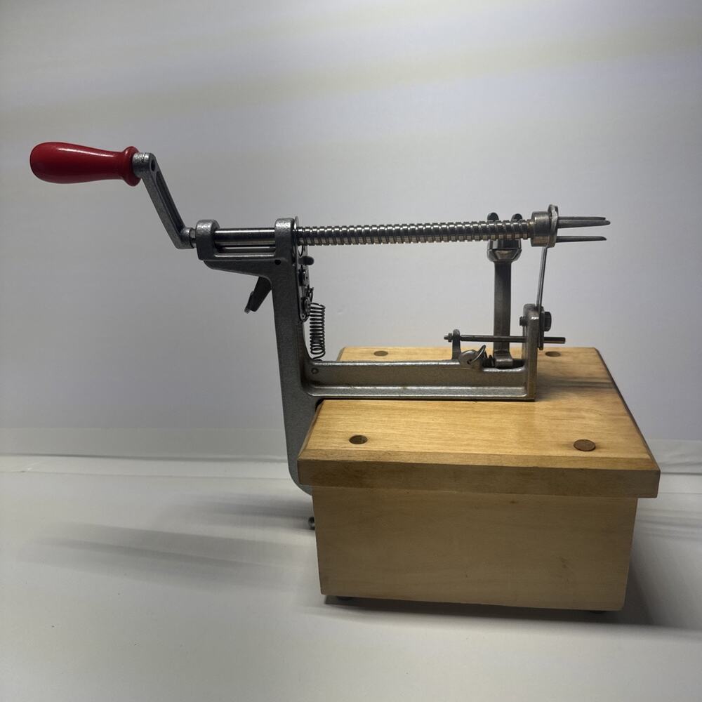 Pampered Chef Apple Peeler Corer Slicer with Optional Wooden Stand Base